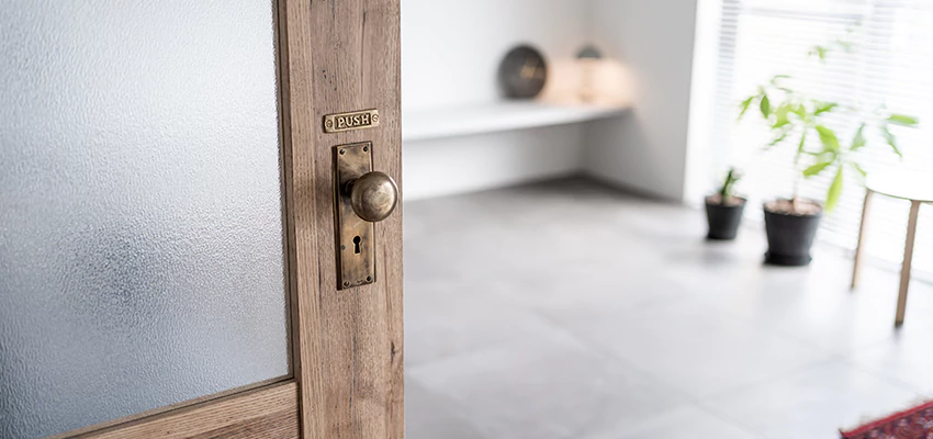 Deadbolt Door Lock Knob Repair in La Crescenta-Montrose, California